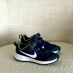 Nike Revolution Shoes